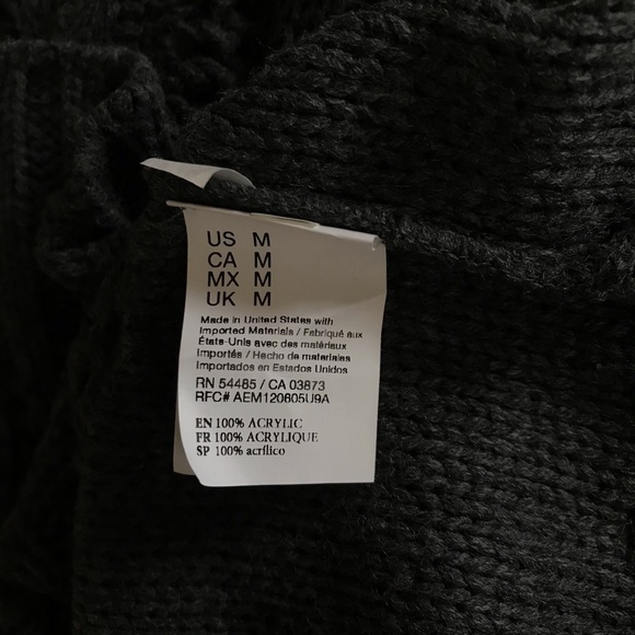 3/$30 NWOT American Eagle Outfitters Turtleneck Size M - Picture 8 of 8